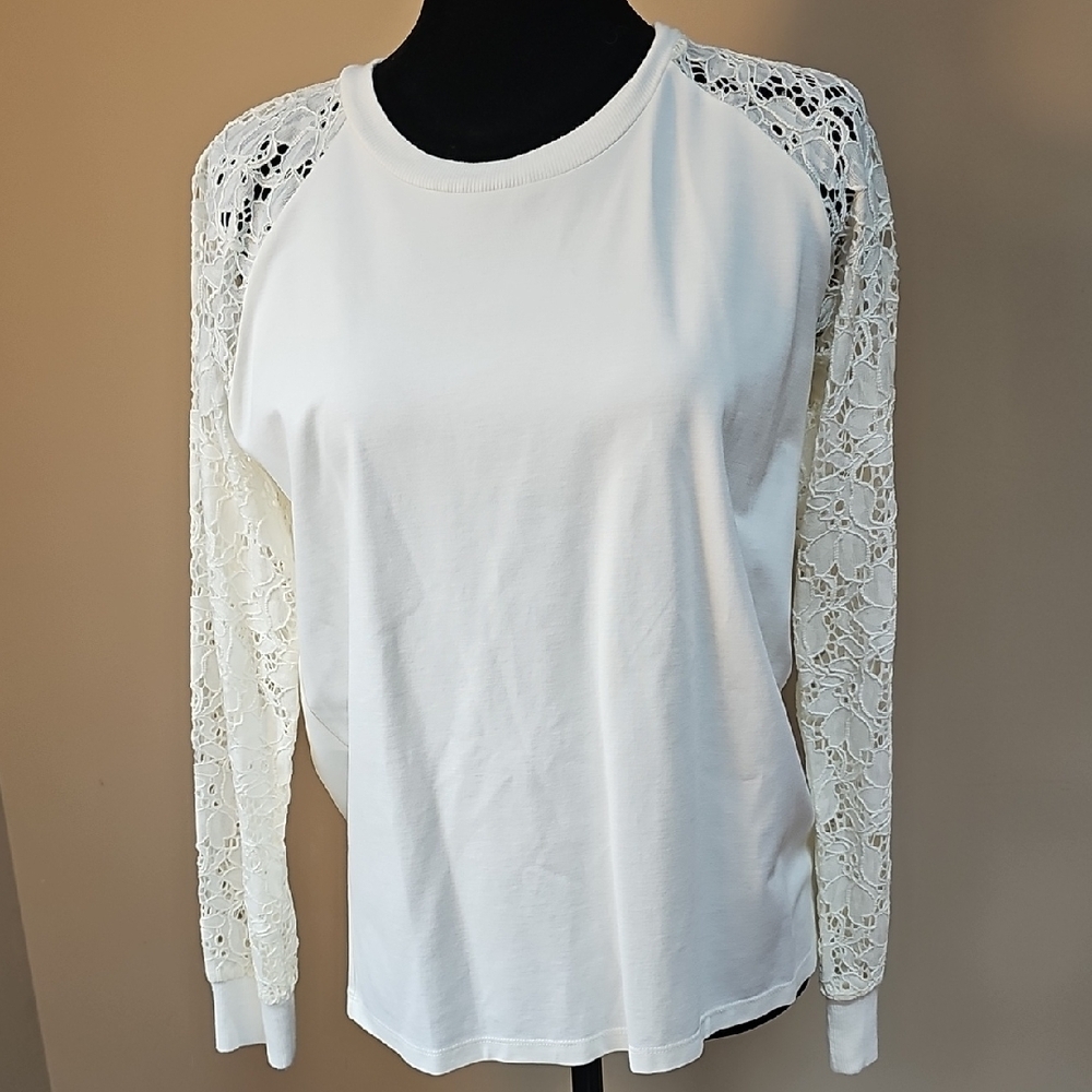 Stella & Dot White Lace Sleeve Long Raglan Sleeve Top